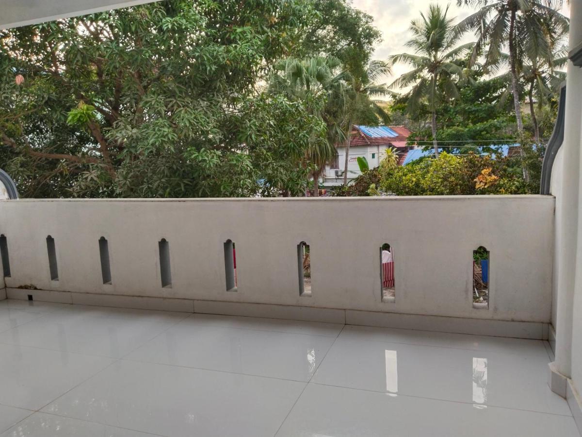 Hotel Neptune Kovalam Thiruvananthapuram Екстер'єр фото